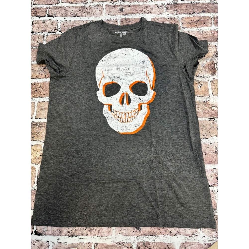 Mission Ridge Mens Medium T-Shirt Gray White Orange Skull Graphic Tee